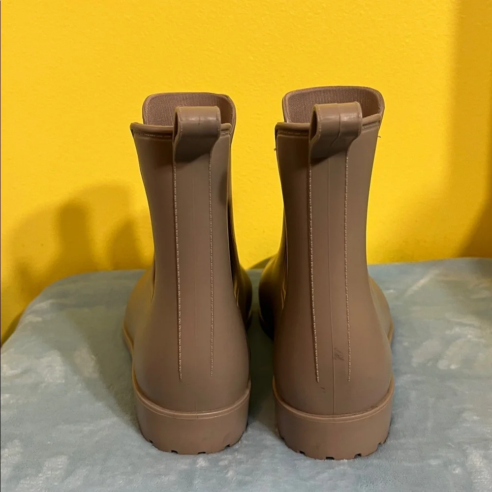 Women's Chelsea Rain Boots - Target A New Day™ size 9 WORN ONCE